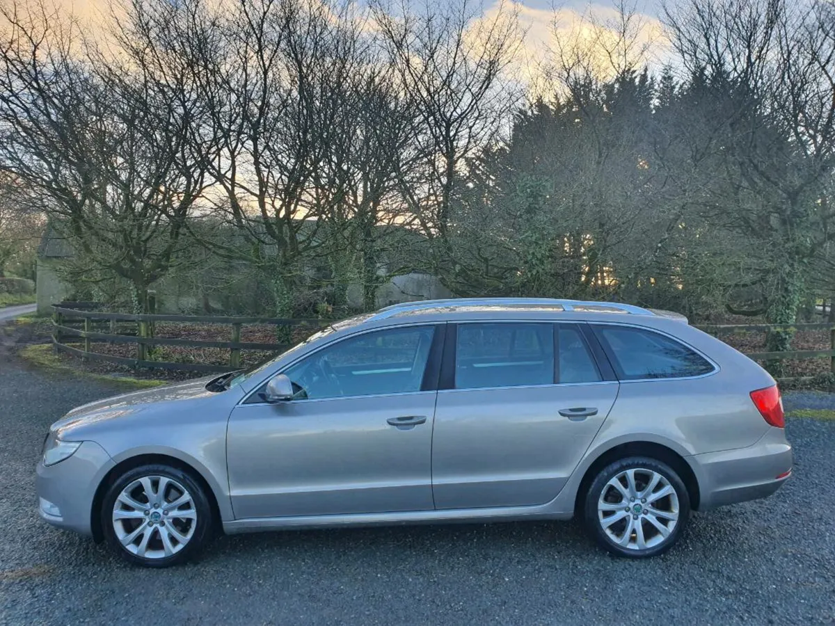 SKODA SUPERB SE 2.0 140 BHP 2011 - Image 3