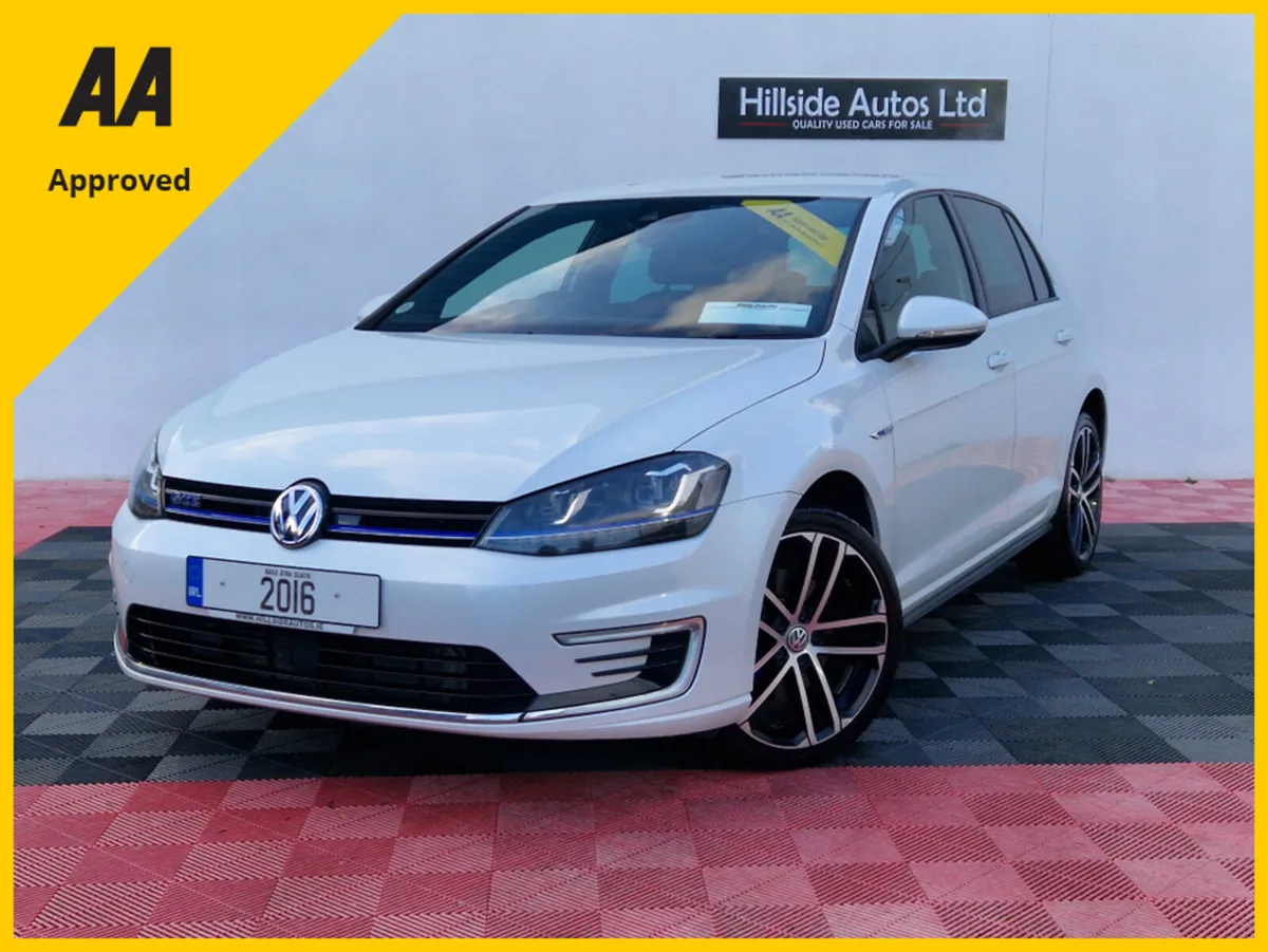 Volkswagen Golf *DEPOSIT NOW TAKEN*  GTE 1.4 PETRO - Image 1