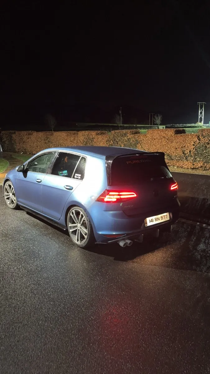 Mk 7 golf low mileage - Image 1