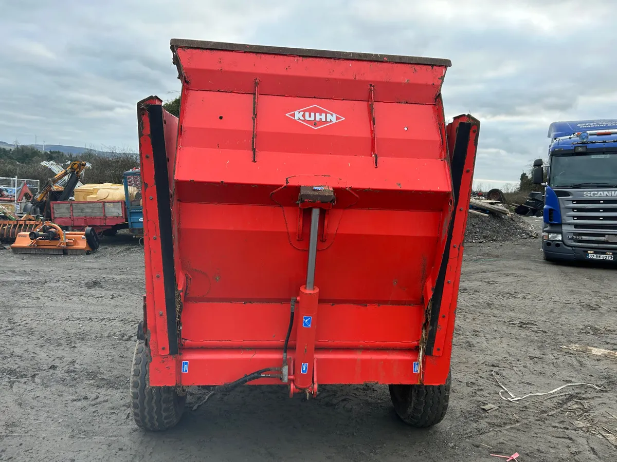 2016 Kuhn 3570M Bedder - Image 3