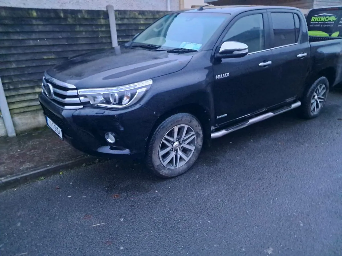 2017 Toyota Hilux-Automatic .2.4 diesel - Image 1