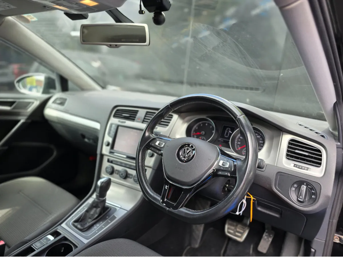 Volkswagen Golf 1.2 TSI AUTO LOW MILEAGE - Image 2