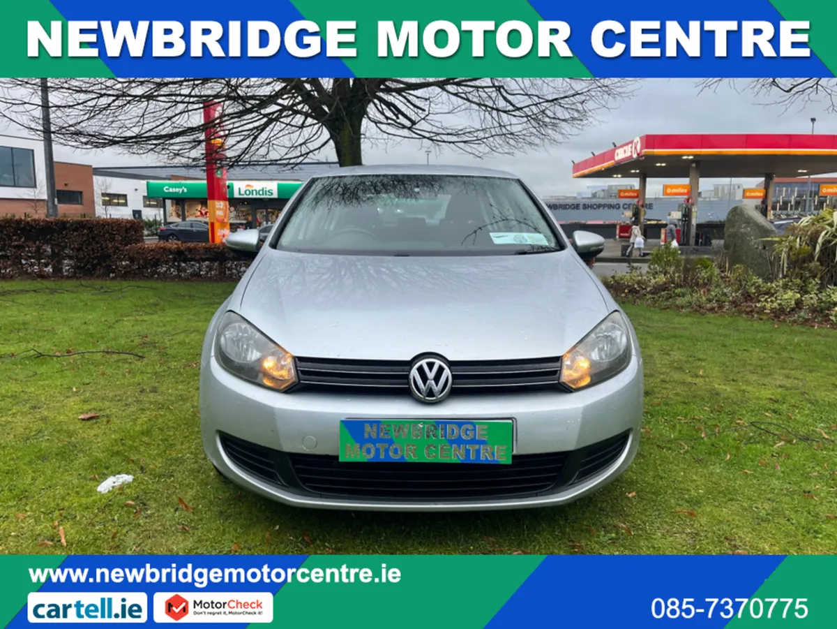 Volkswagen Golf 1.6 DIESEL AUTOMATIC - Image 4