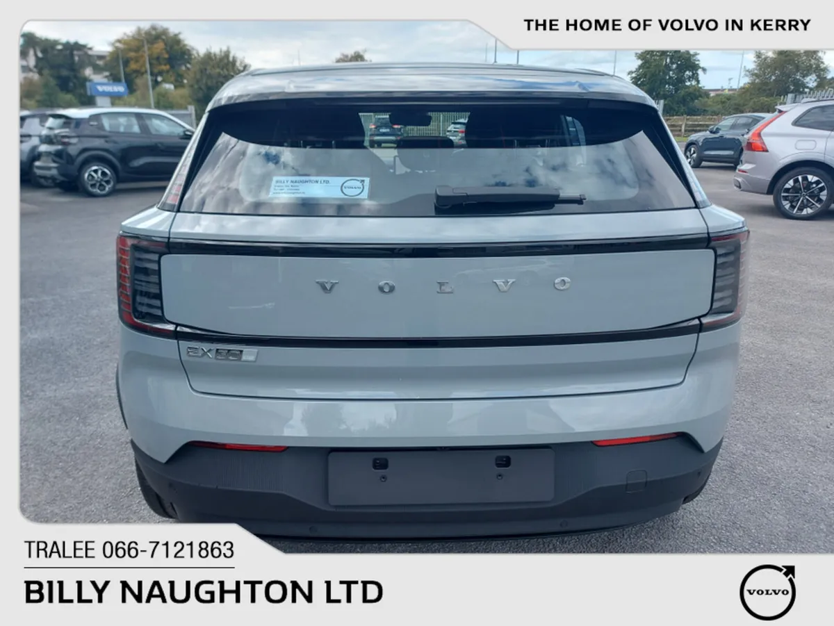 Volvo EX30 EXTENDED RANGE PLUS RWD 476kms Range - Image 2