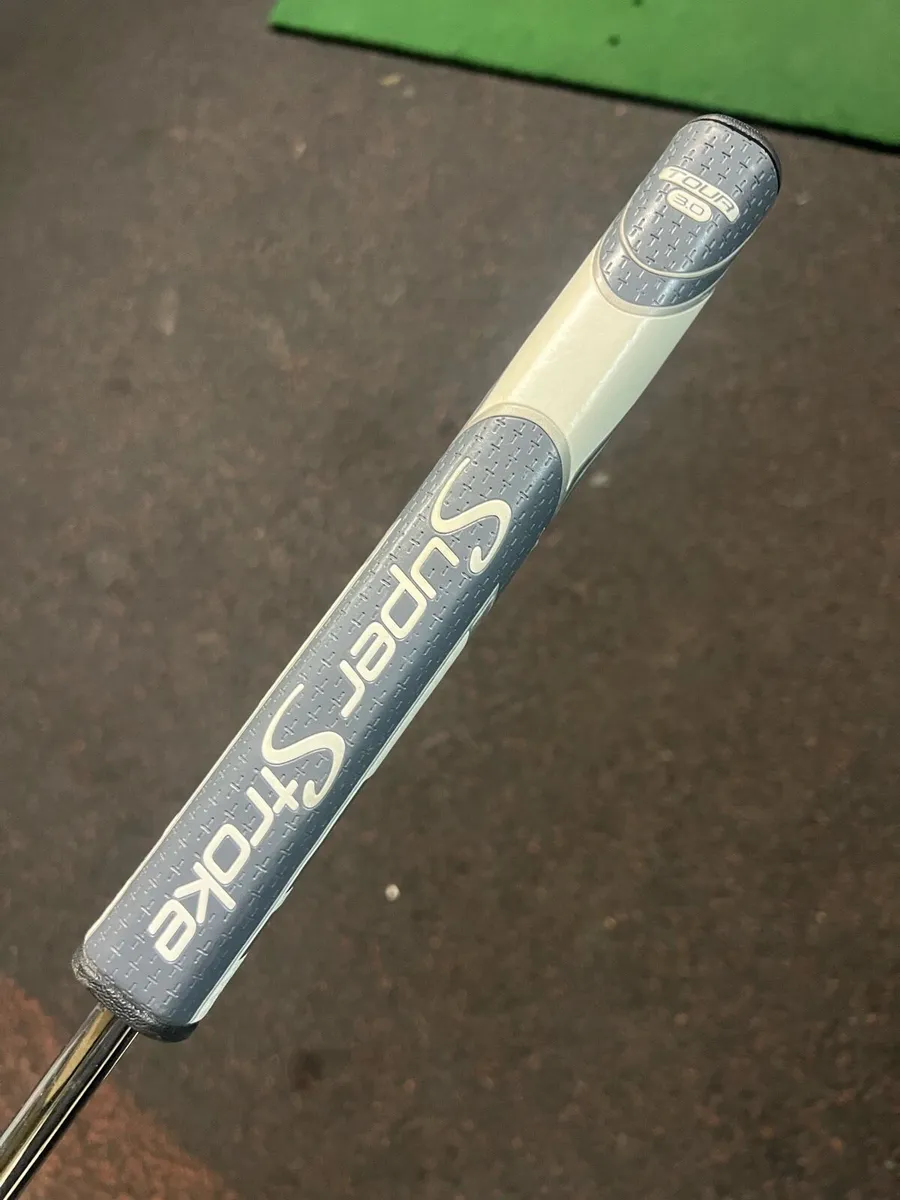 Scotty Cameron Select Fastback 2 Putter - Image 2