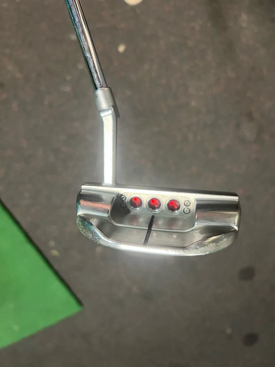 Scotty Cameron Select Fastback 2 Putter - Image 4