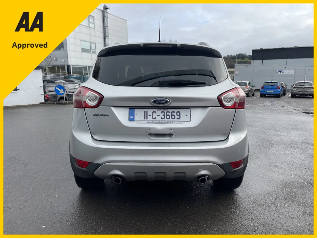 Ford Kuga ZETEC 2.0 TDCI 140PS FWD 6SPEED 5DR - Image 3