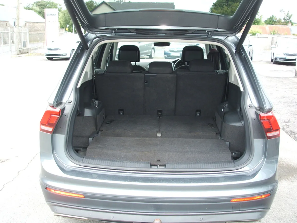 Volkswagen Tiguan ASPACE MATCH TDI 4 4MOTION DSG - Image 4