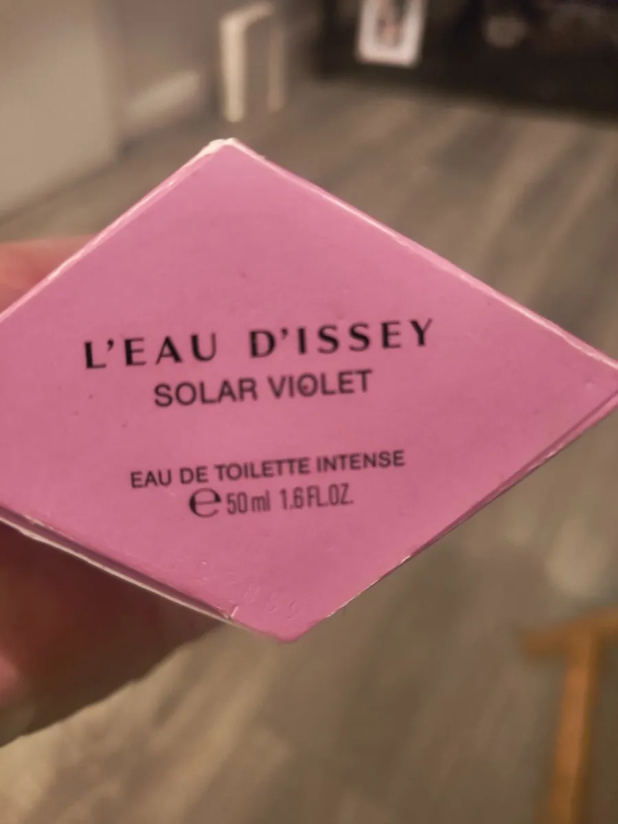 BRAND  NEW GENUINE  ISSEY MIYAKE  SOLAR VIOLET - Image 2