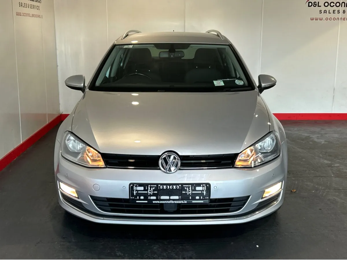 Volkswagen Golf HIGHLINE 1.6 TDI MANUAL 5SPEED 110 - Image 4