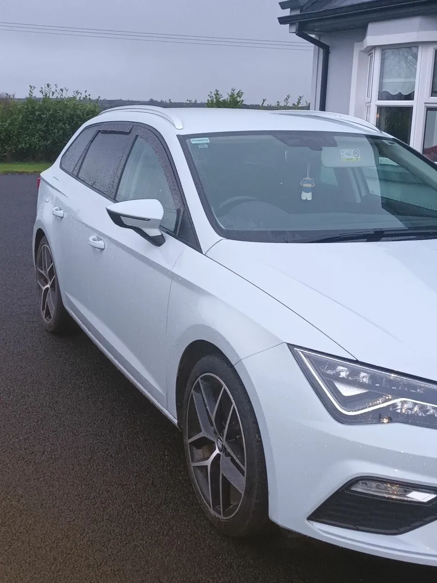 SEAT Leon 2020 Sportstourer DSG FR - Image 4
