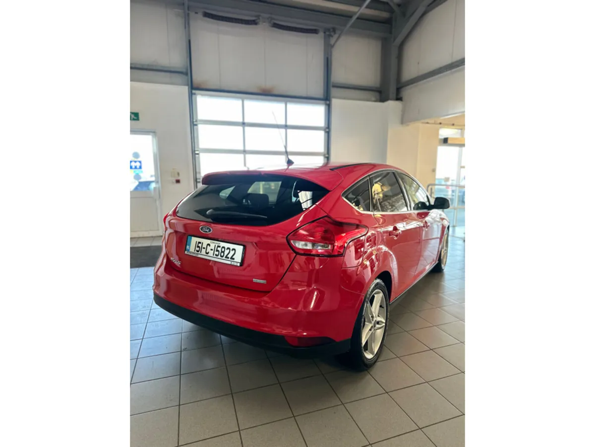 Ford Focus 1.0 ECOBOOST ZETEC 100PS 5DR T - Image 3