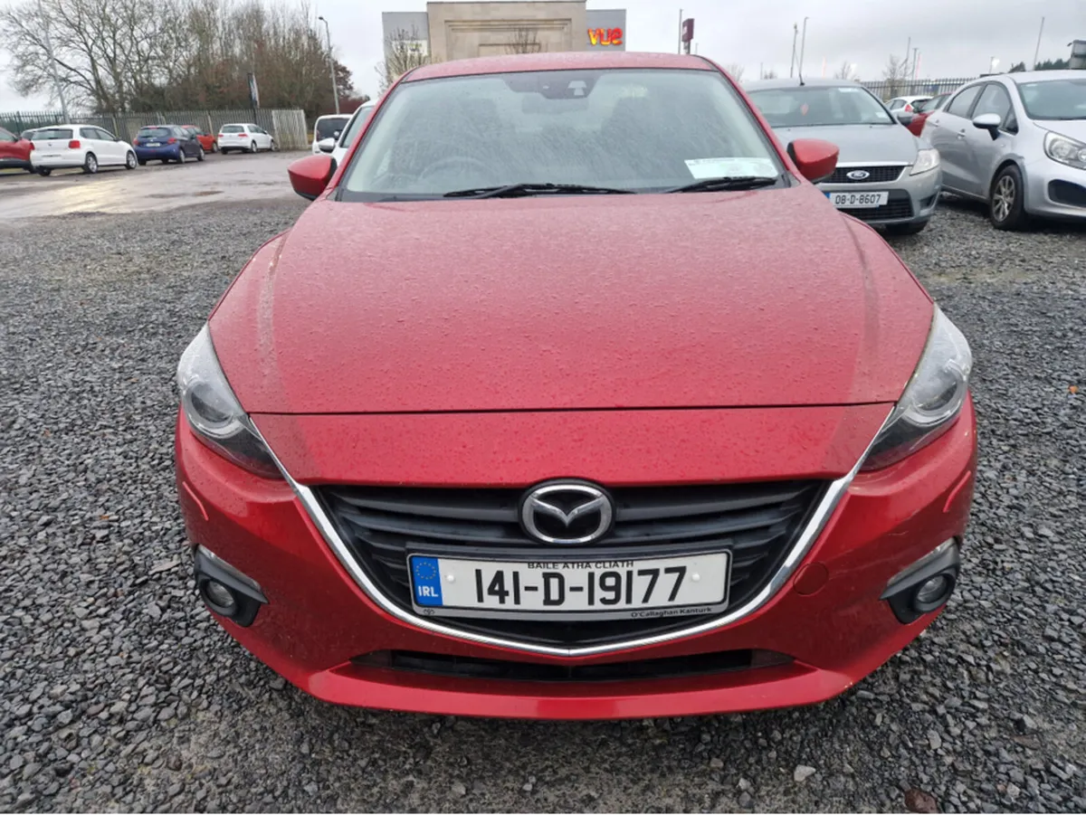 Mazda Mazda3 150PS EXECUTIVE SE 4DR - Image 2