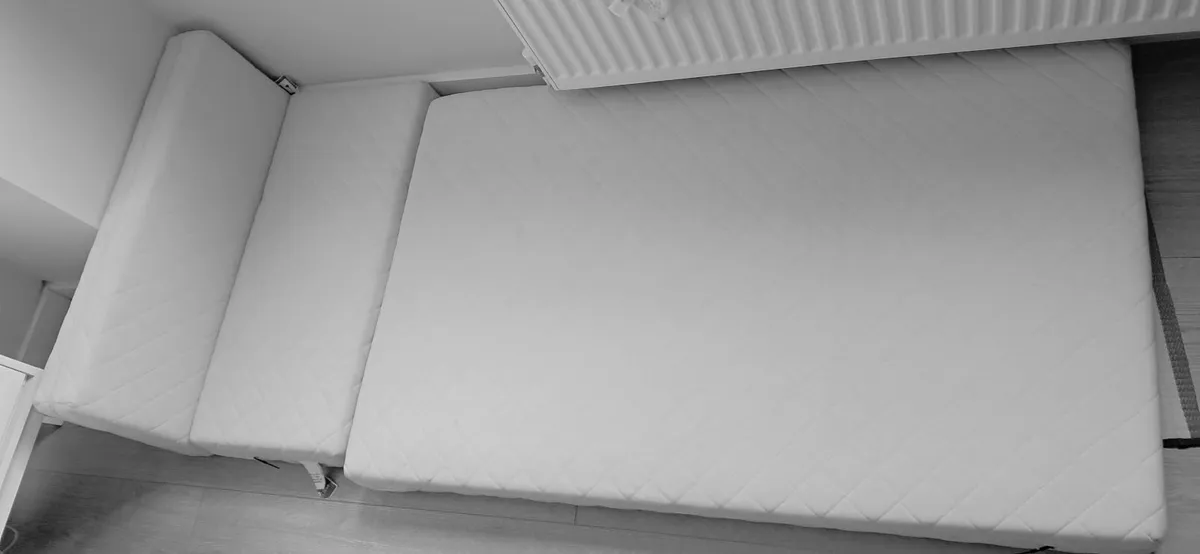 Portable single mattress easy to carry - Image 1