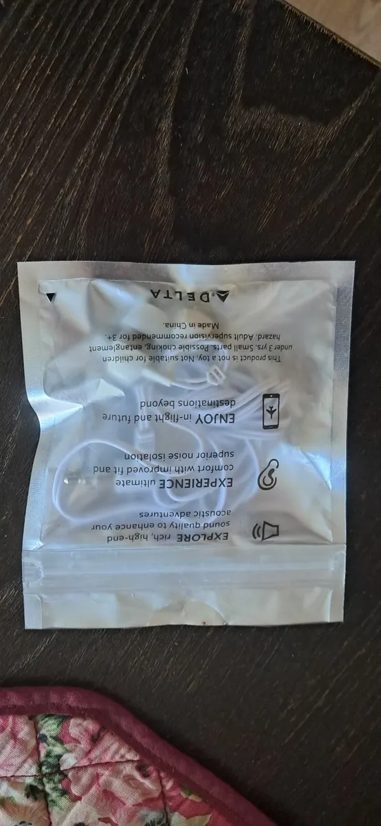 Wired Ear buds - Image 2