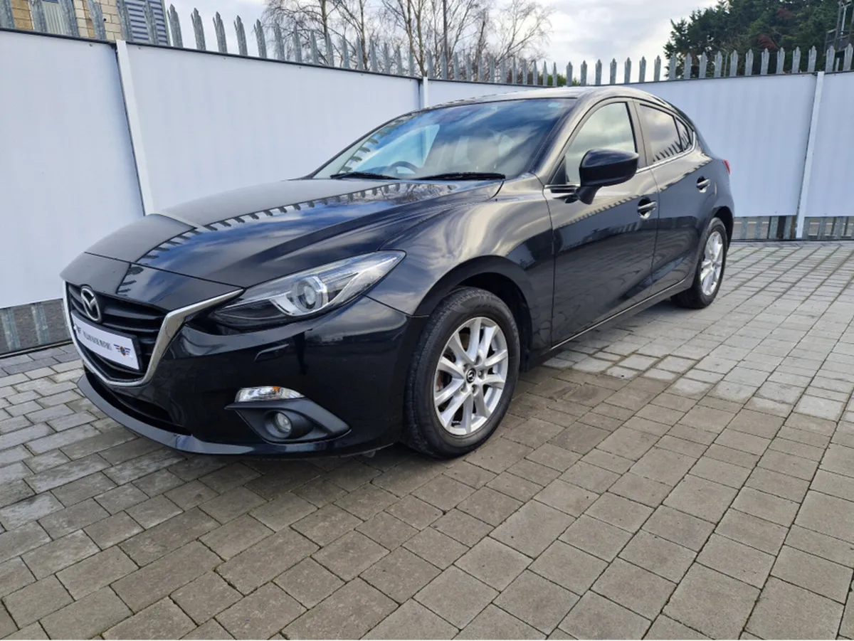 Mazda Mazda3 1.5 D 105PS EXECUTIVE SE 4DR - Image 3