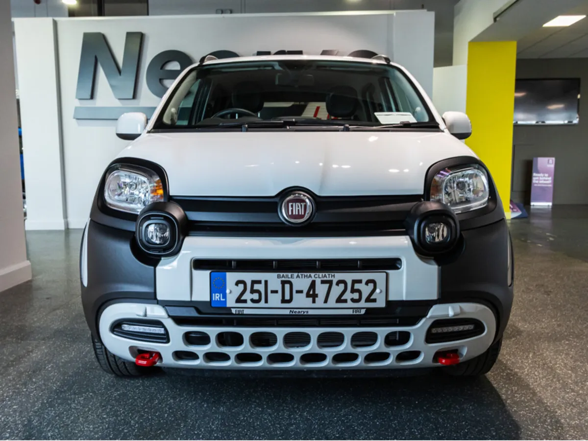 Fiat Panda 1.0 CROSS 5DR - Image 2