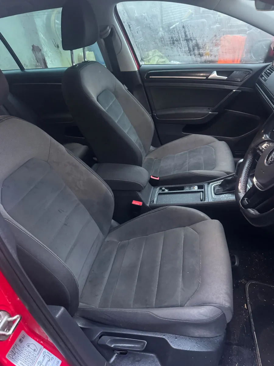 Volkswagen Golf 2019 highline auto - Image 4