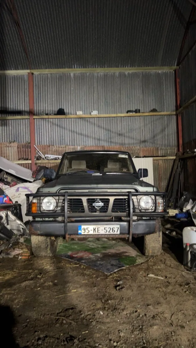 Nissan Patrol Y60 4.2 Swb - Image 1