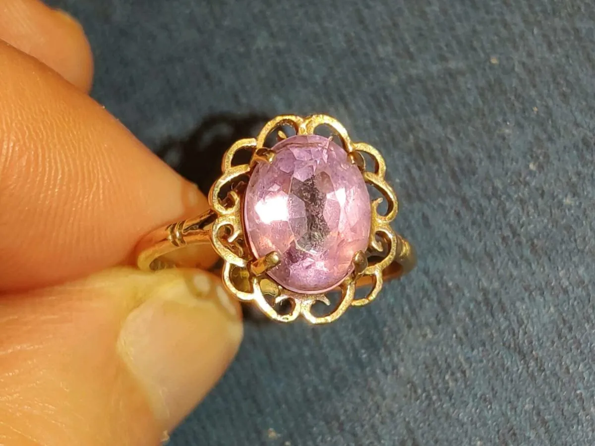 EDWARDIAN OVAL AMETHYST FLORAL, 9CT Gold Ring ! - Image 1