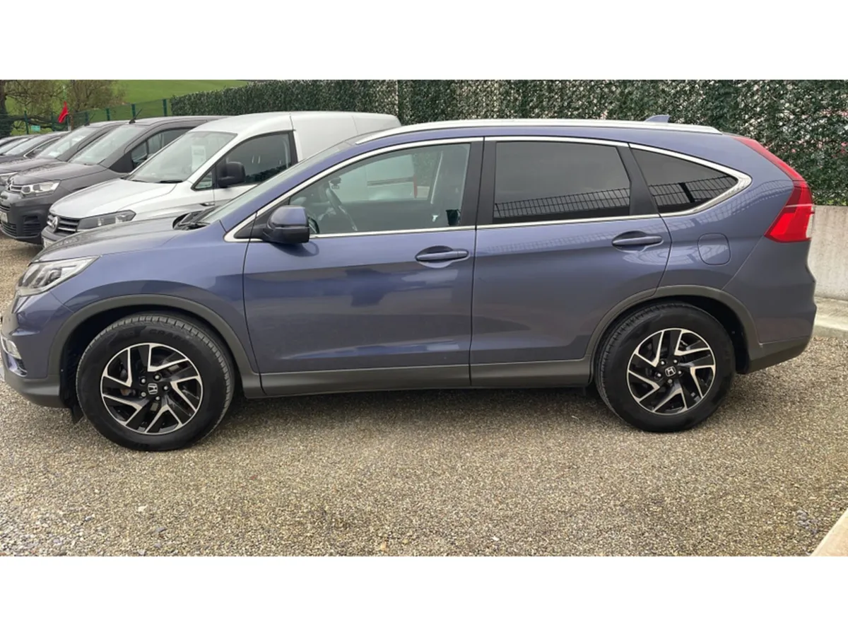 Honda CR-V SE + I-DTEC 4X2 PLUS - Image 3