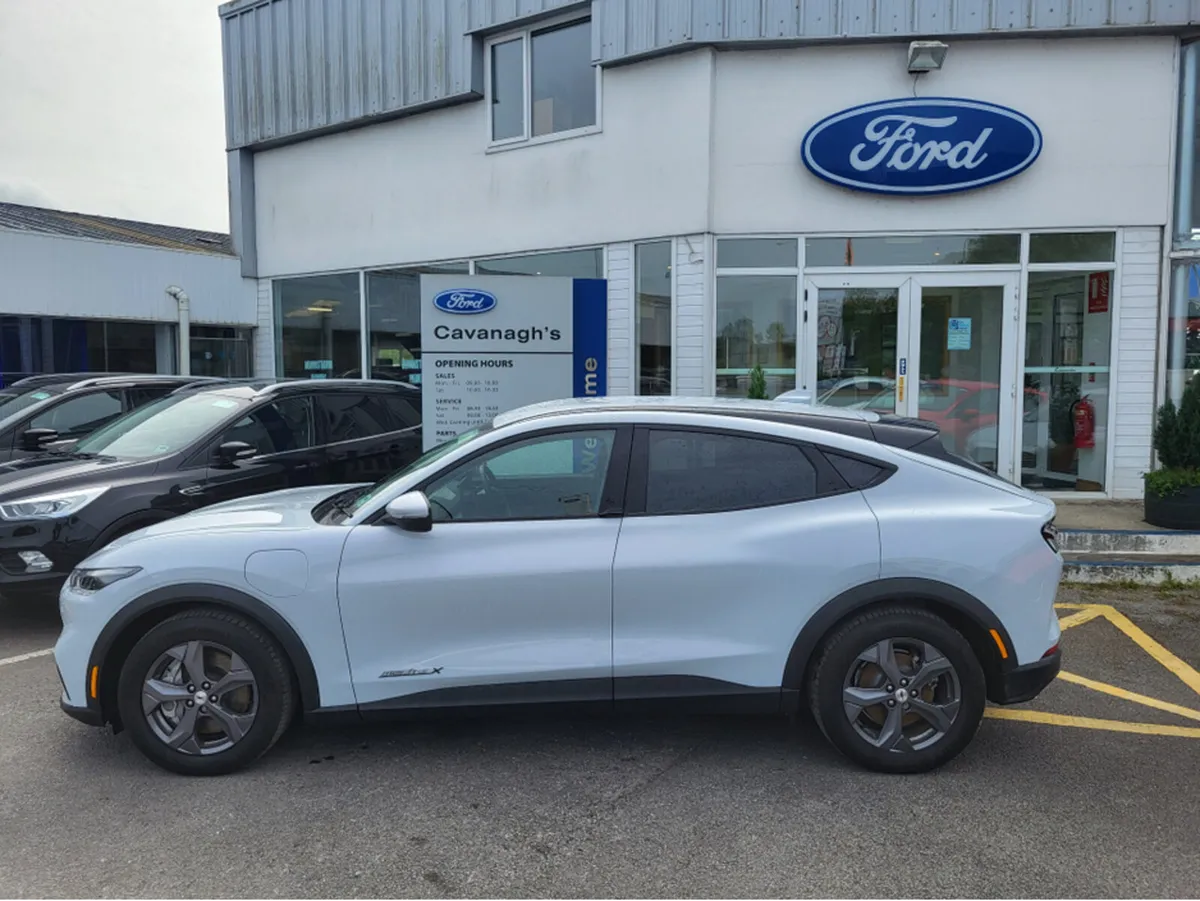 Ford Mustang Mach-E RWD EXTENDED RA RANGE 4DR AUTO - Image 3