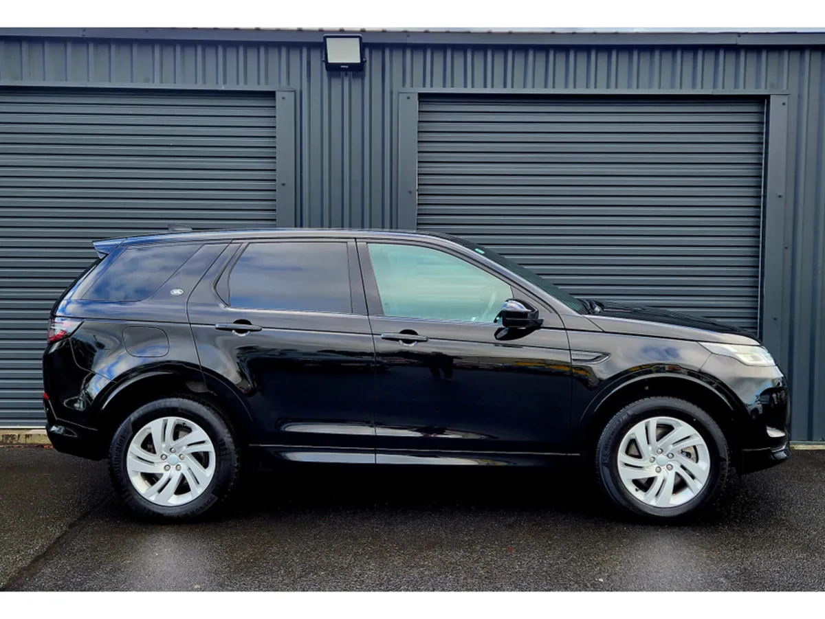 Land Rover Discovery Sport R-DYNAMIC P300E - Image 4