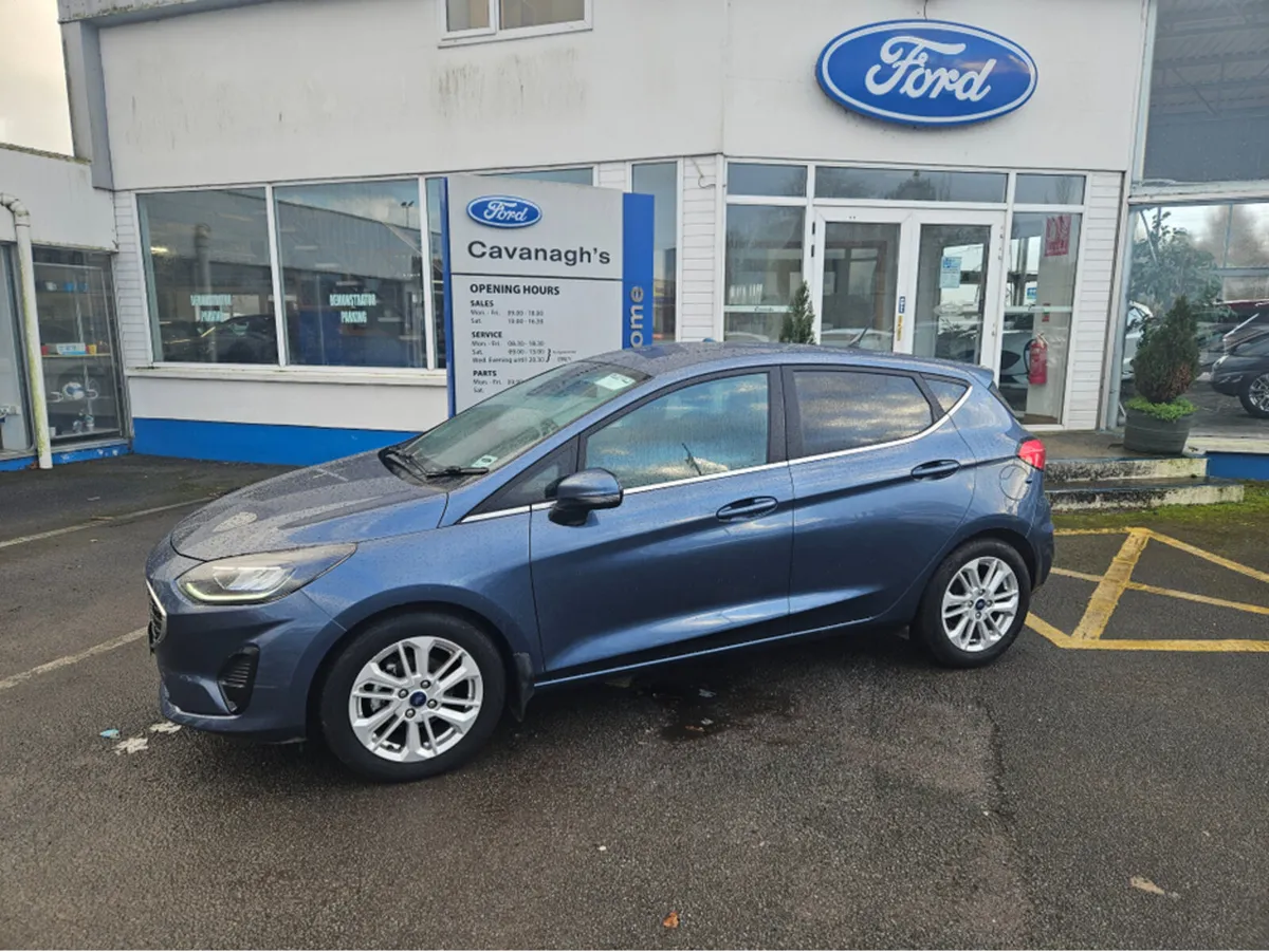 Ford Fiesta TITANIUM 1.0T 100 S6.2 M6 F 4DR - Image 2