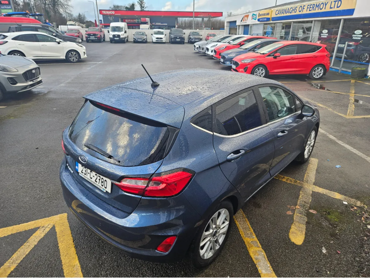 Ford Fiesta TITANIUM 1.0T 100 S6.2 M6 F 4DR - Image 4