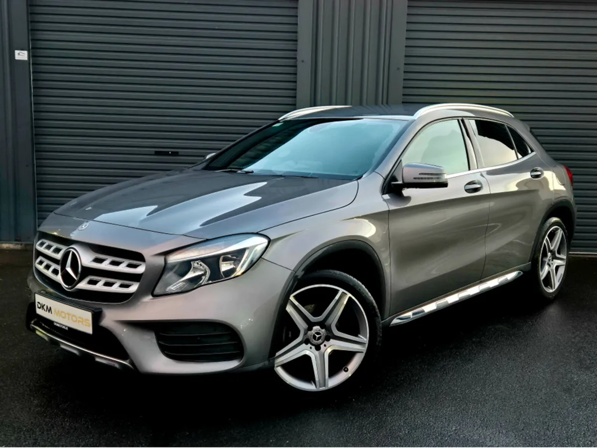 Mercedes-Benz GLA 200 D AMG LINE  AUTO - Image 3