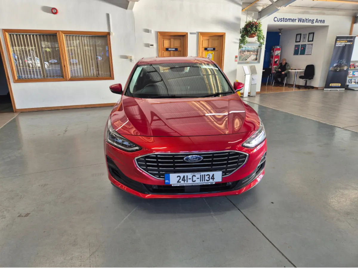 Ford Focus TITANIUM 5DR 1.0L 125 MHEV 6 - Image 3