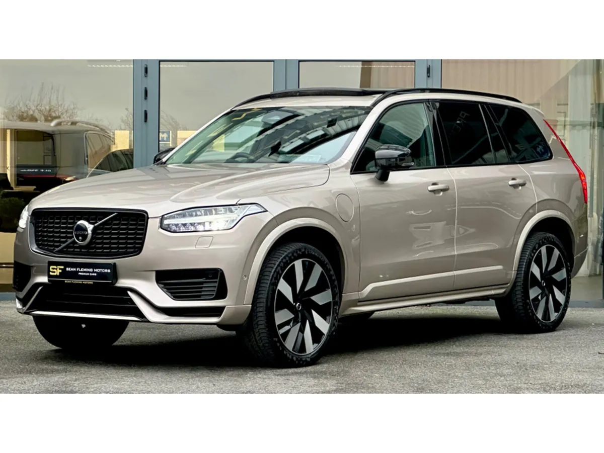 Volvo XC90 ULTRA T8 AWD RECHARGE - Image 3
