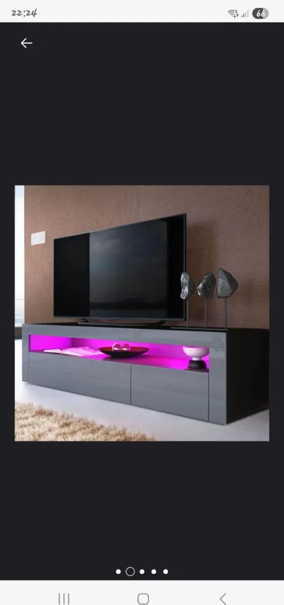 TV stand - Image 1