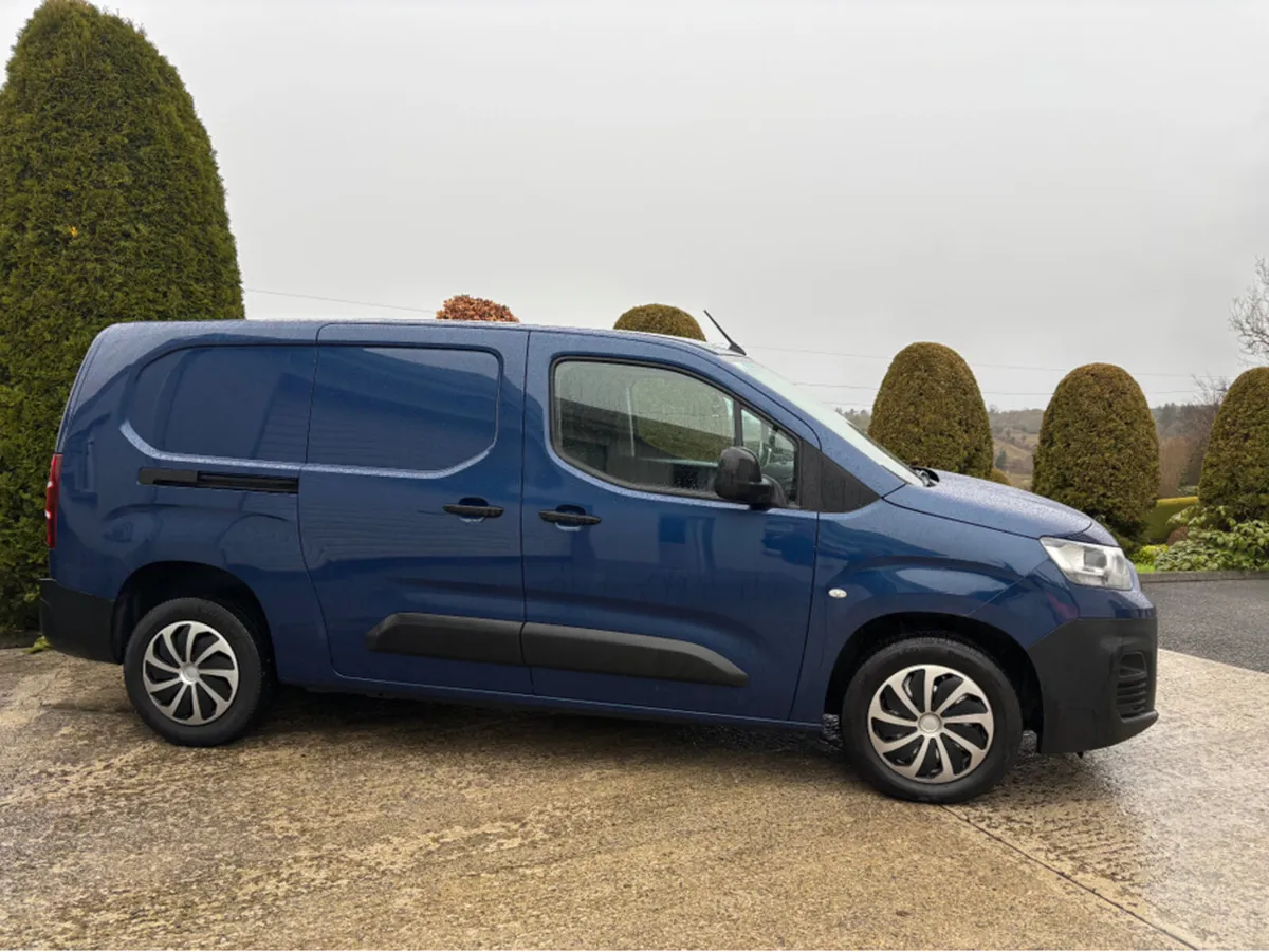 Fiat Doblo LWB 1.5 12 MONTHS WARRANTY - Image 2