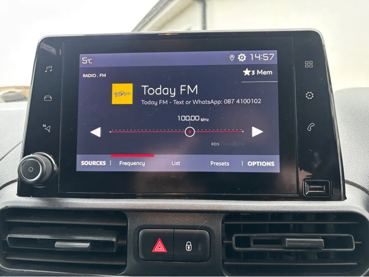 Fiat Doblo LWB 1.5 12 MONTHS WARRANTY - Image 4