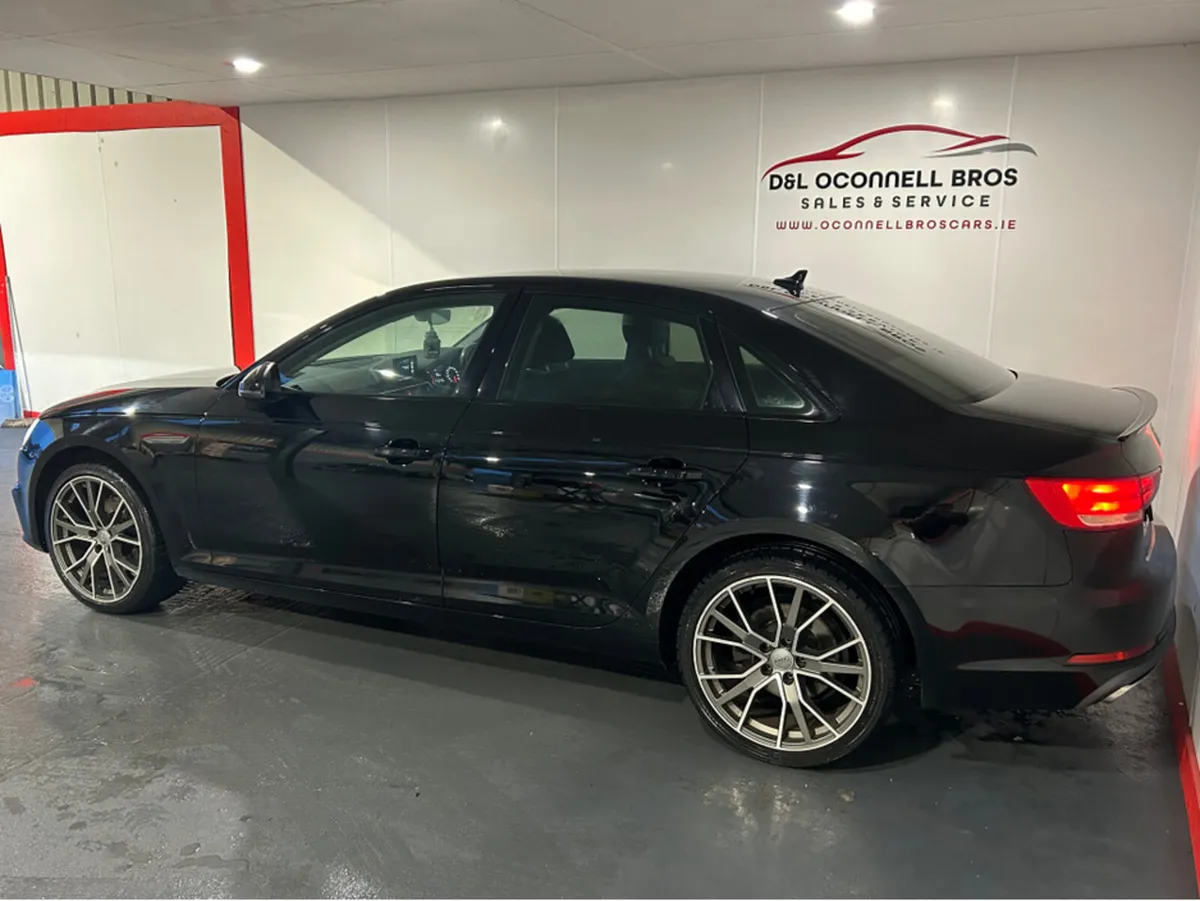 Audi A4 2.0 TDI 35 SPORT 150PS S-TRONIC 4DR A AUTO - Image 4