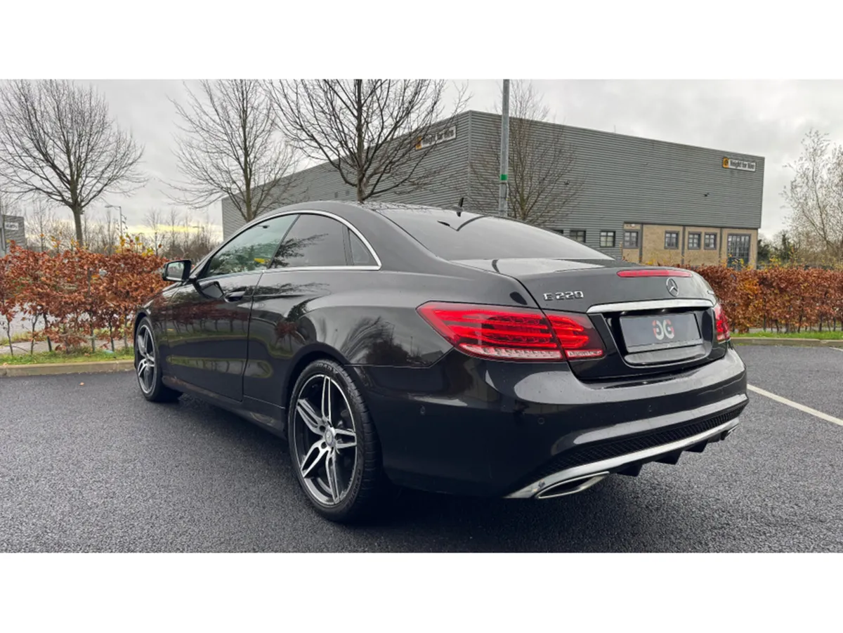 Mercedes-Benz E-Class 2.1 AMG AUTO *ONE OWNER* - Image 3
