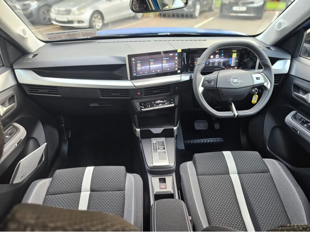 Opel Frontera GS 1.2 HYBRID 136PS - Image 2