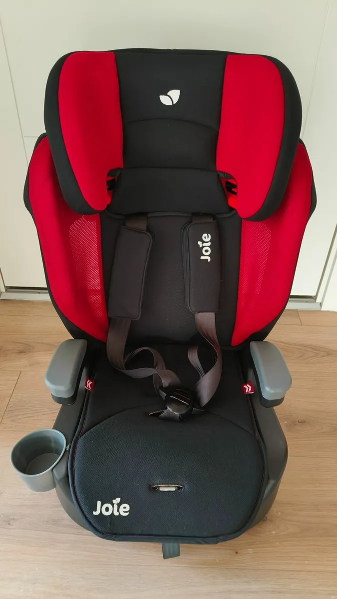 Joie Elevate Car Seat - Image 1