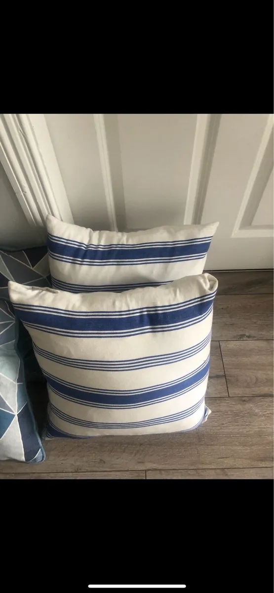 Cushions - Image 2