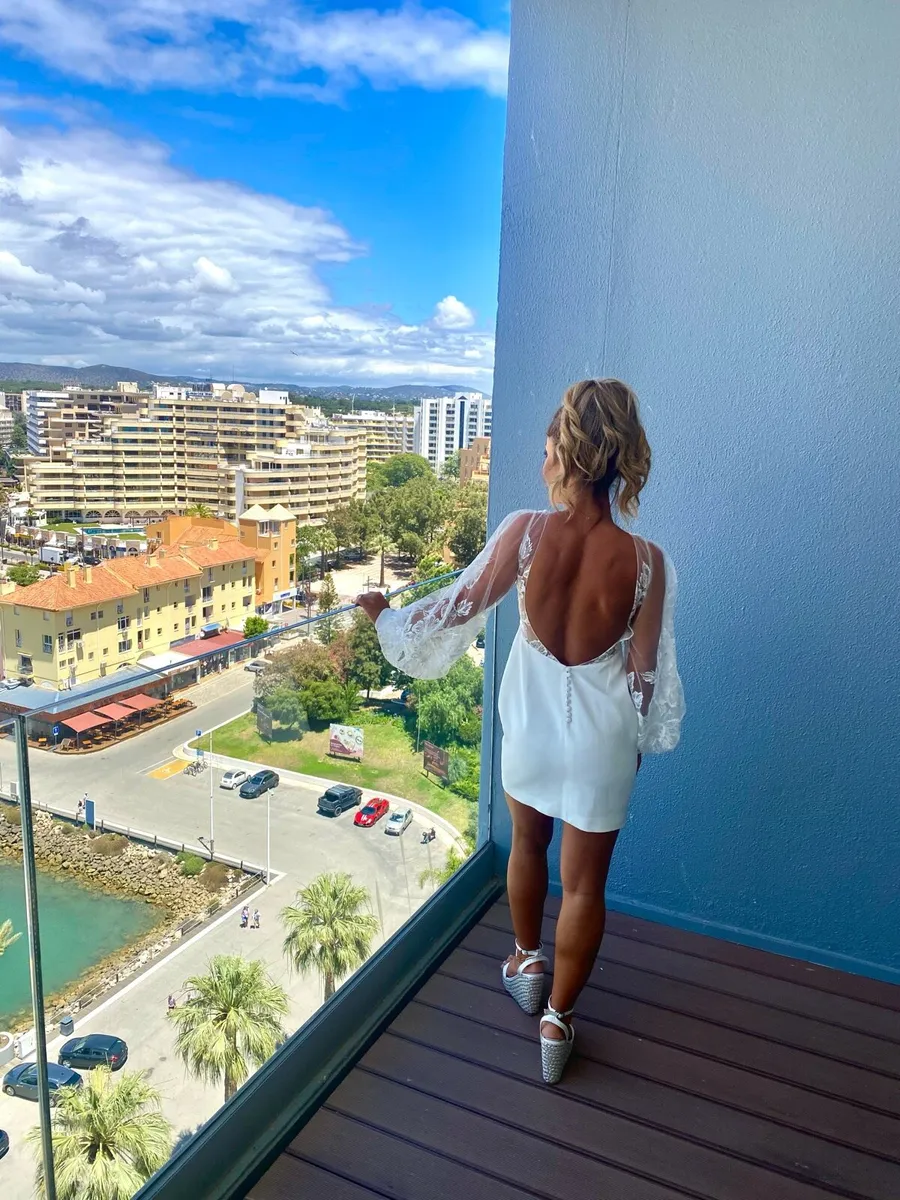 Wedding dress - Image 1