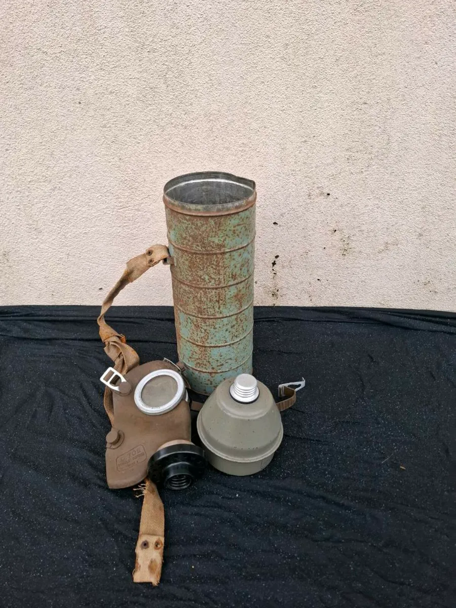 Civilian belgian gaz mask postage possible - Image 2