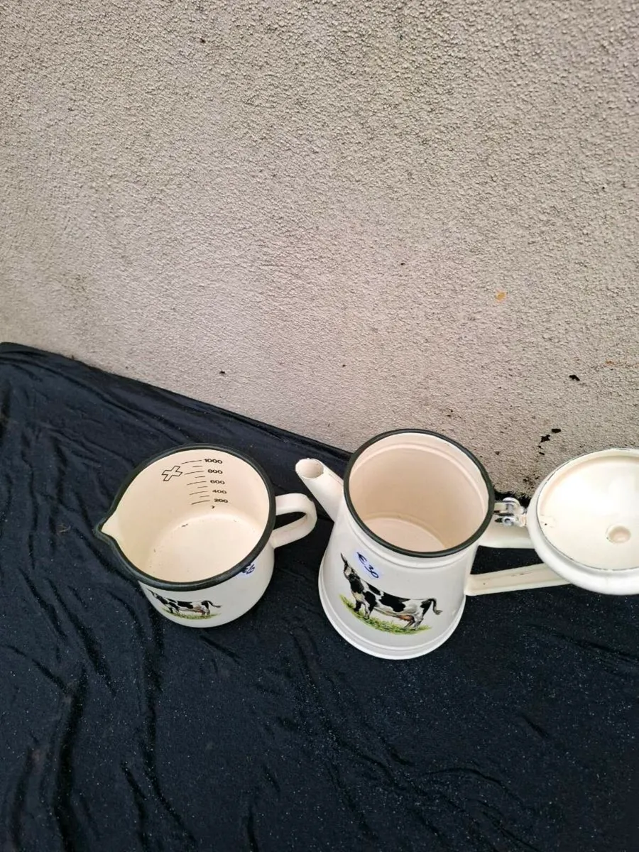 Enamel tea pot and mesuring cup postage possible - Image 2