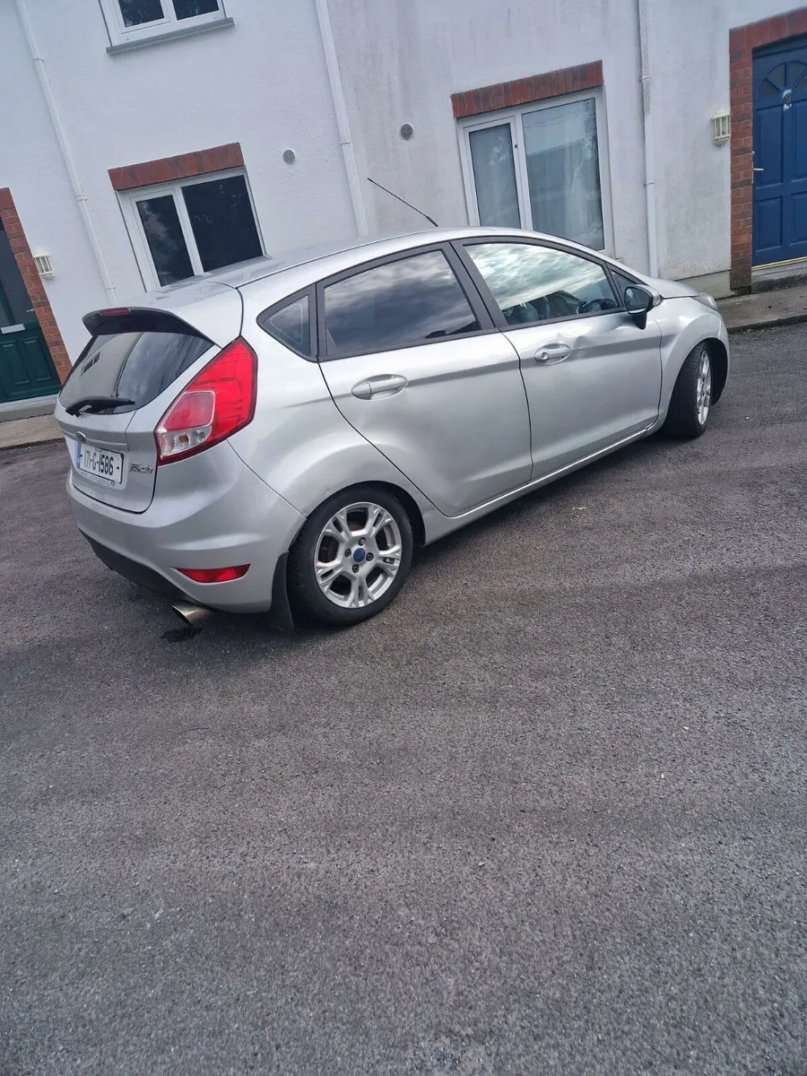 Ford Fiesta - Image 2