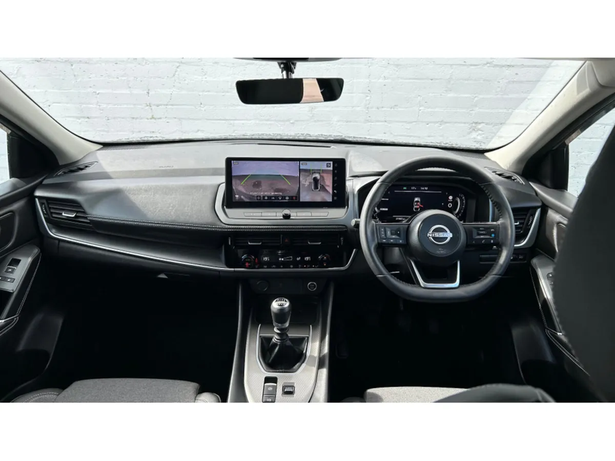 Nissan Qashqai 1.3 SV PREMIUM - Image 2