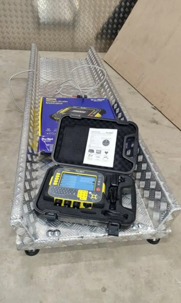 Calf scales Transporter Cart. - Image 4