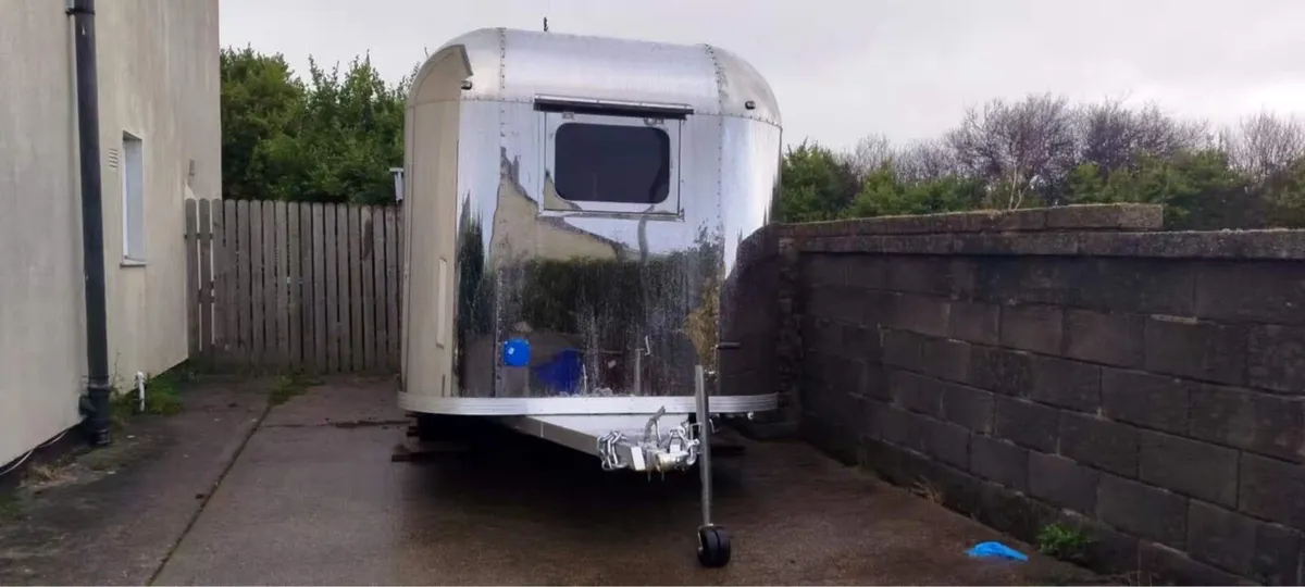 cha r lie - Image 3