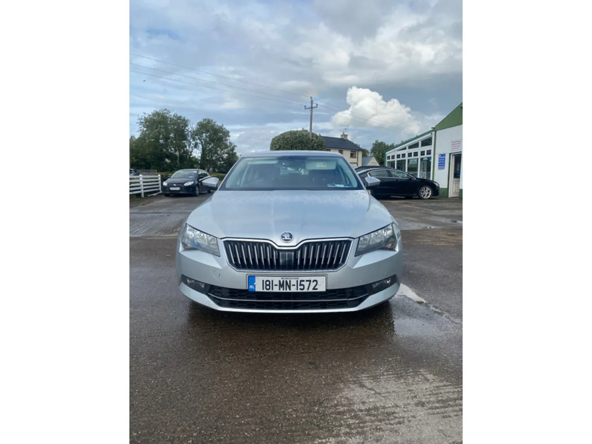 Skoda Superb 2.0 TDI SE TECHNOLOGY 15 150PS 5DR AU - Image 2
