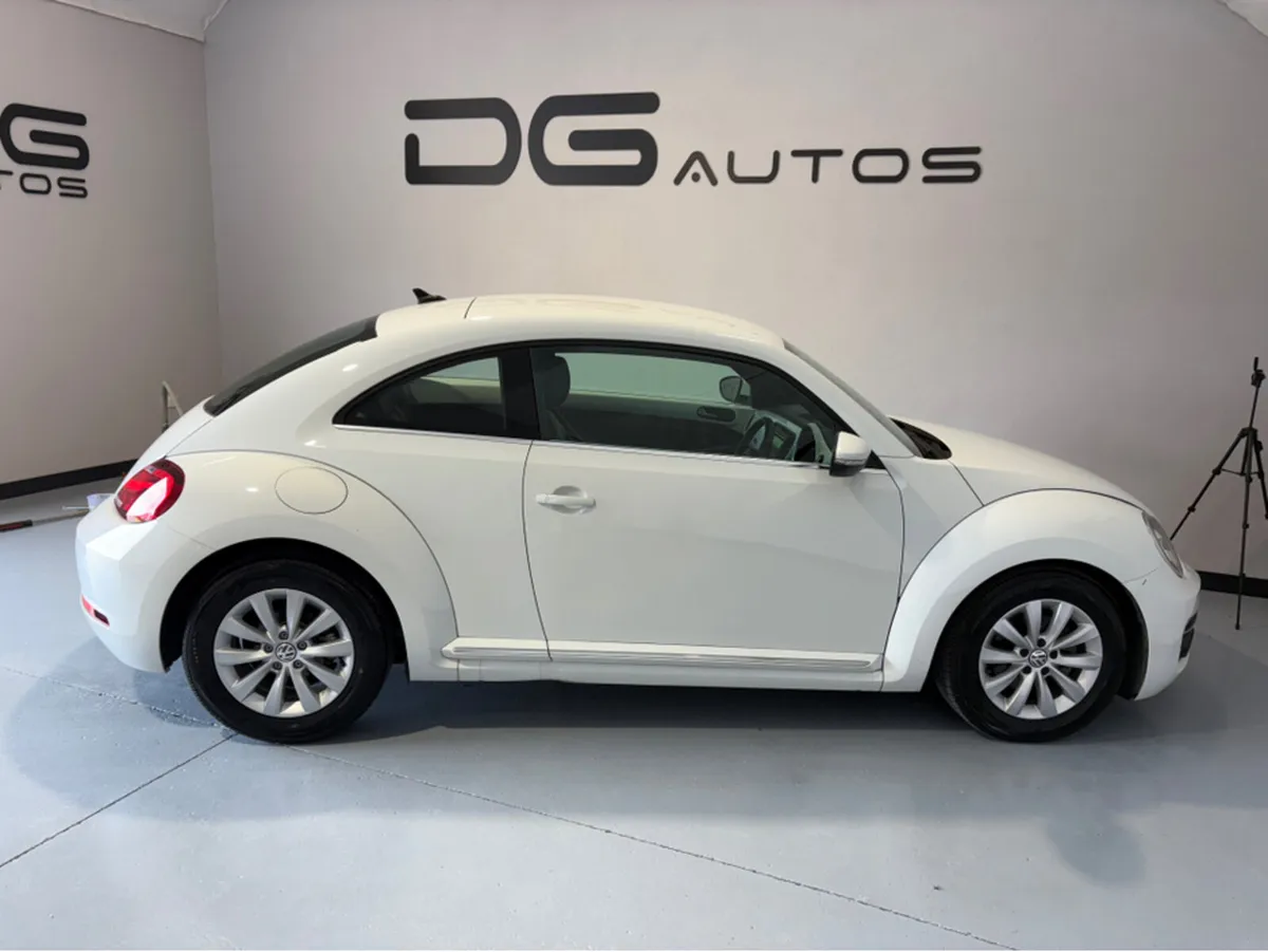 Volkswagen Beetle LEATHER- LOW KMS - COLOUR CODED- - Image 2