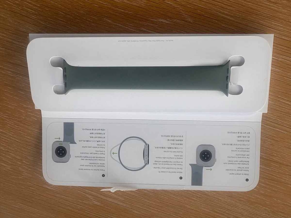 New Apple Watch Strap Solo Loop Size 9 Green Grey - Image 2